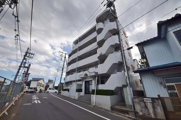 エマーユ川越東田町の物件内観写真